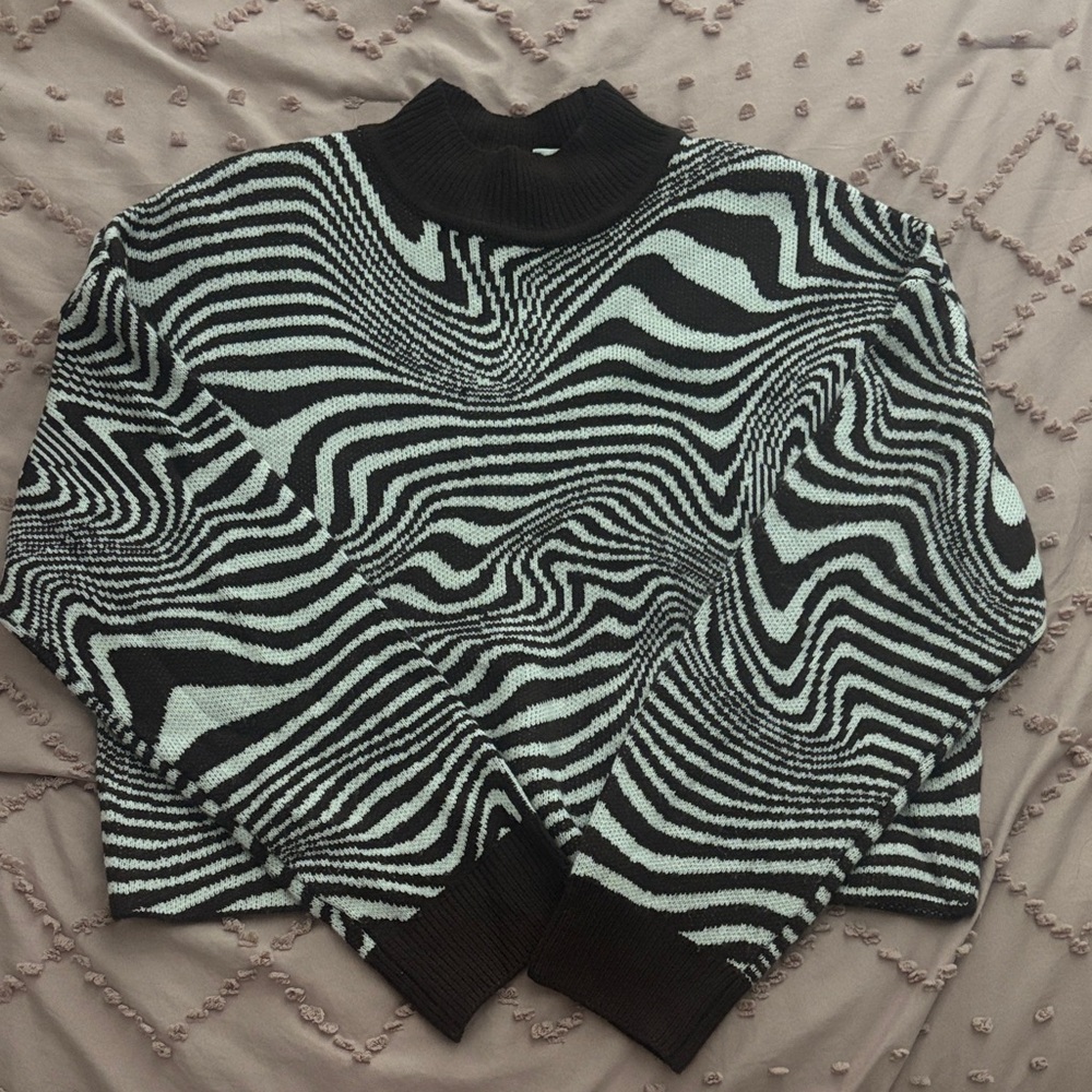 H&M Brown and White Marble Sweater